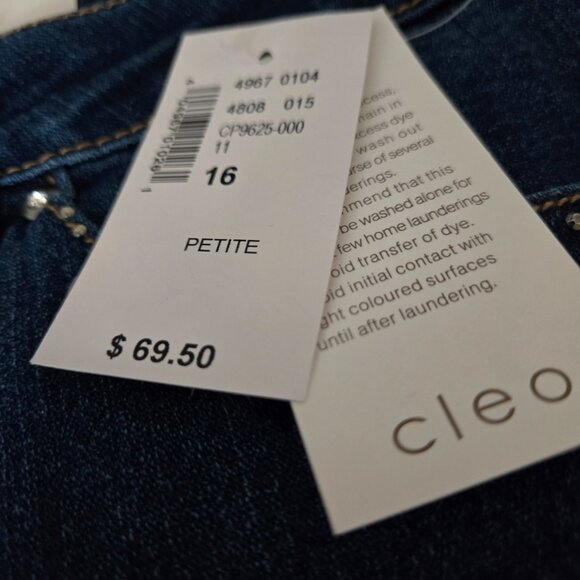 Cleo Petite Embellished Pocket Jeans - NWT - Size 16P - Picture 4 of 4
